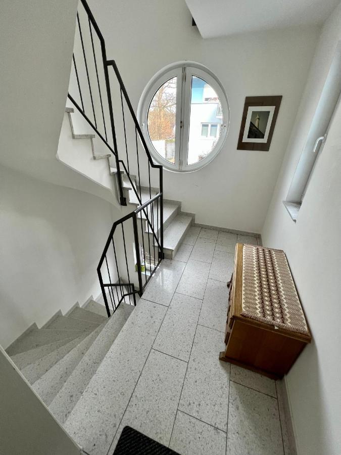 Komplette Wohnung In Wendelstein Bei Nuernberg - Messenaehe 외부 사진